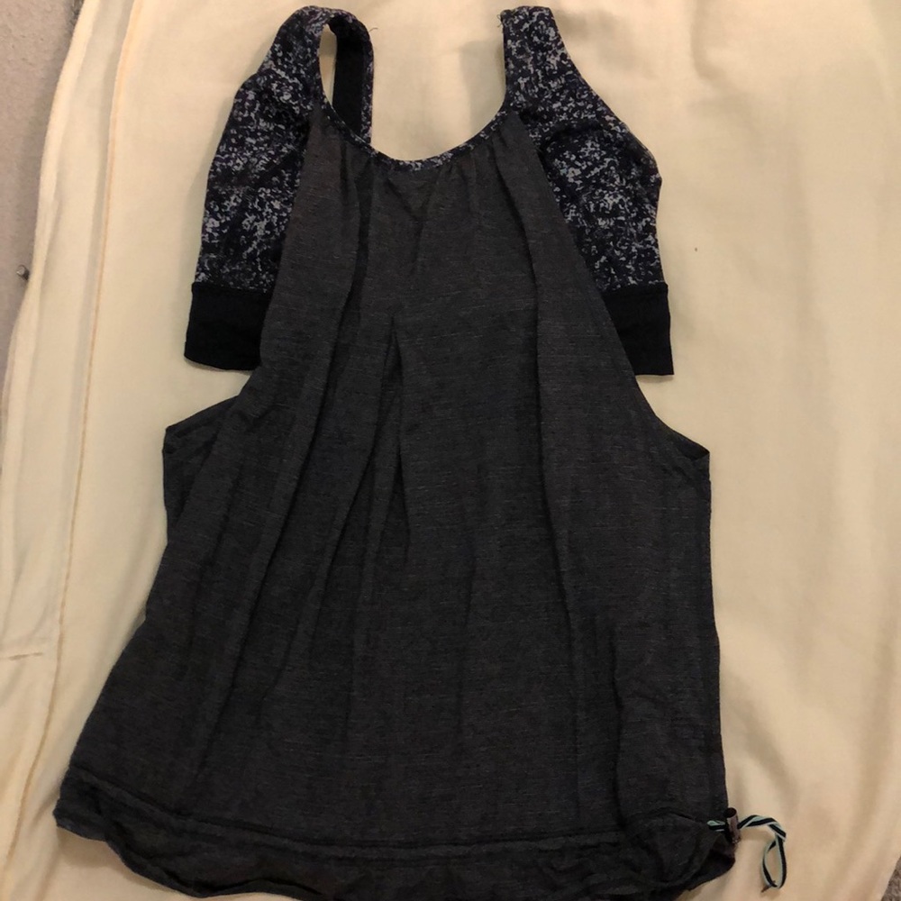 Lululemon Flowy Tank with Sports Bra